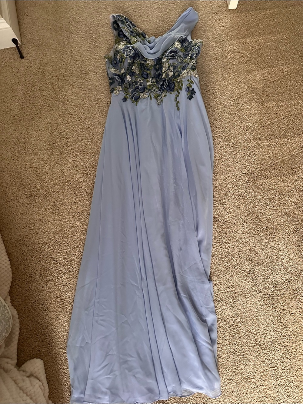 Elegant Powder Blue Floral Appliqué Evening Gown - Picture 5 of 7